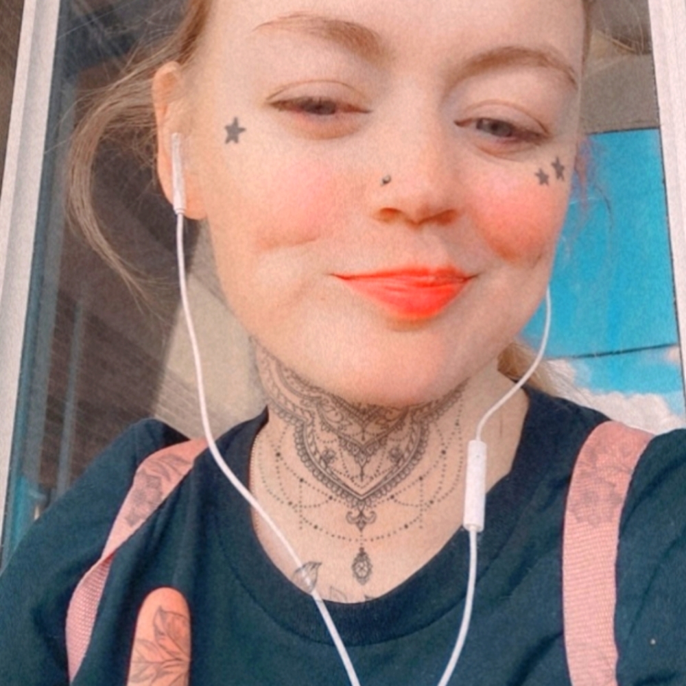 Meet your Posher, Amber